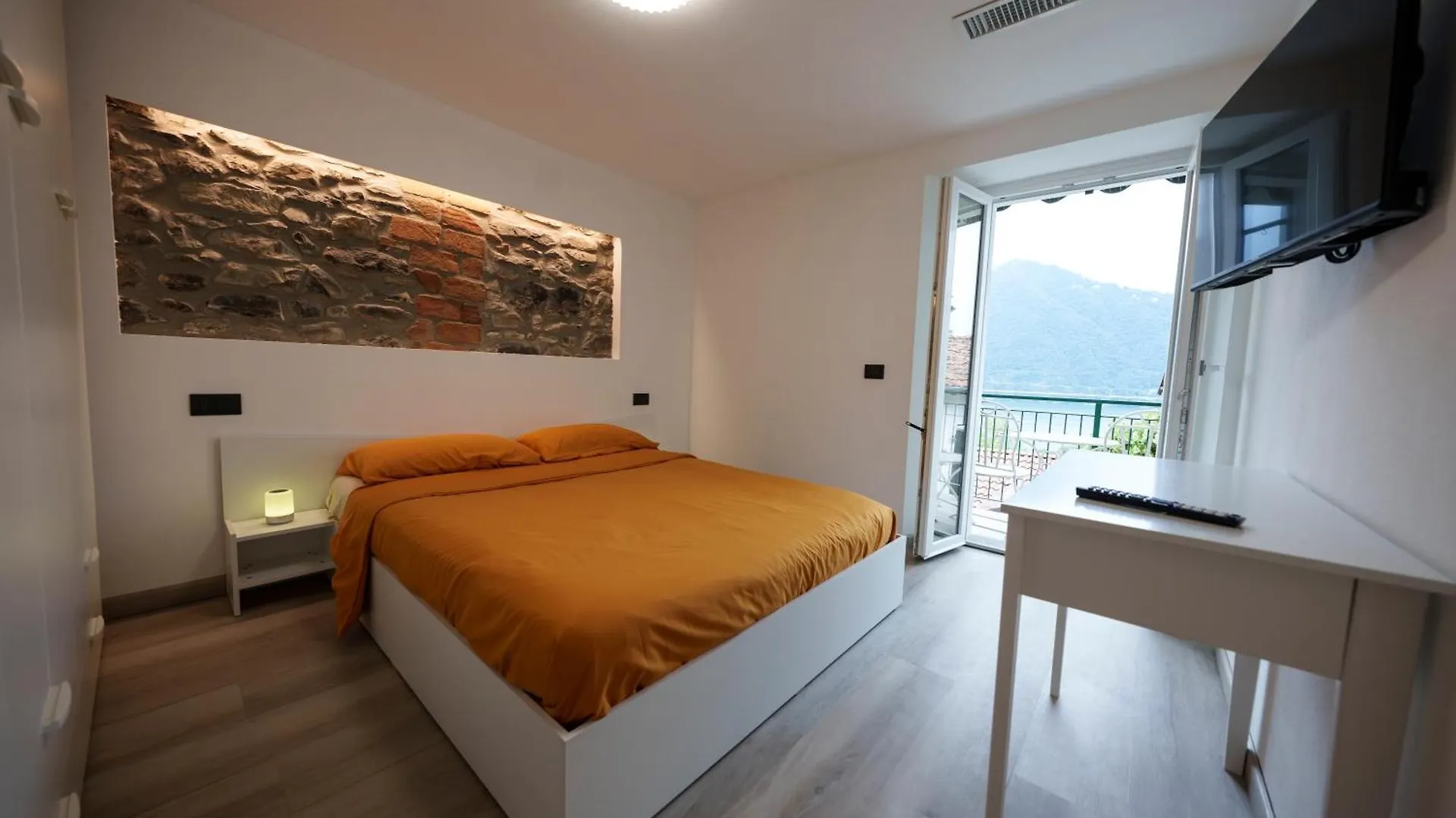 La Casa Sul Torrente - Lake View Cernobbio Apartment